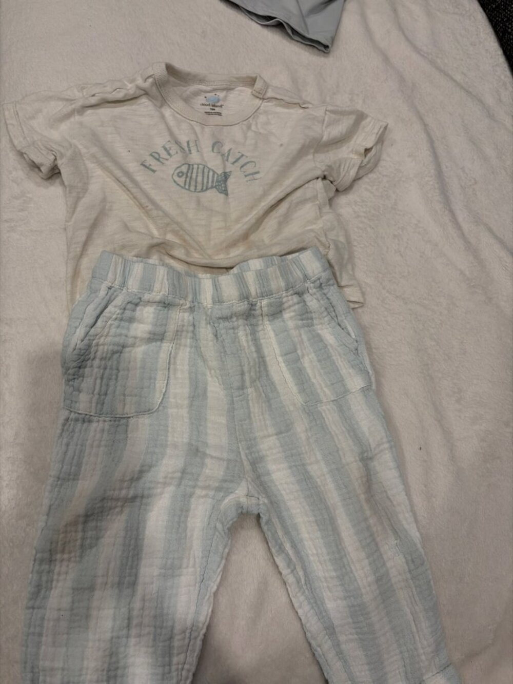 Cloud Island Baby Fresh Catch 2-Piece Set - Fish Tee & Striped Pants